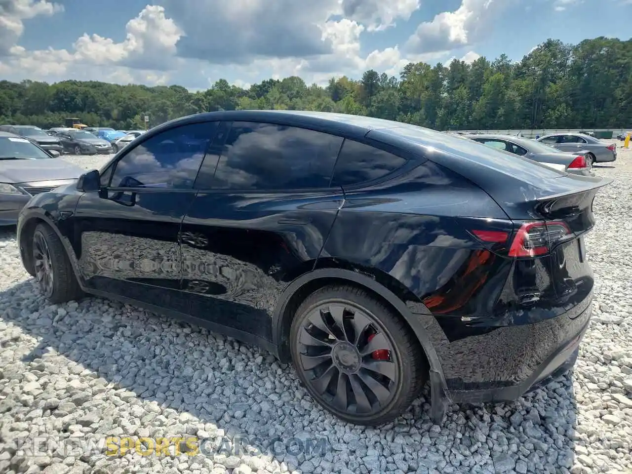 2 Photograph of a damaged car 5YJYGDEF4MF133547 TESLA MODEL Y 2021