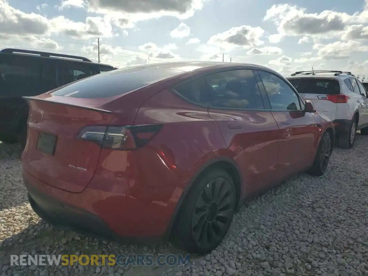 3 Photograph of a damaged car 5YJYGDEF4MF189455 TESLA MODEL Y 2021