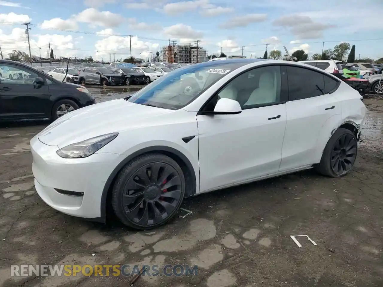 1 Photograph of a damaged car 5YJYGDEF4MF201815 TESLA MODEL Y 2021