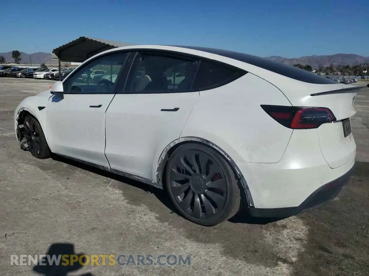 2 Photograph of a damaged car 5YJYGDEF4MF211602 TESLA MODEL Y 2021