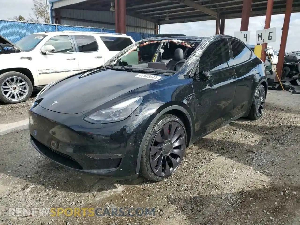 1 Photograph of a damaged car 5YJYGDEF4MF252361 TESLA MODEL Y 2021