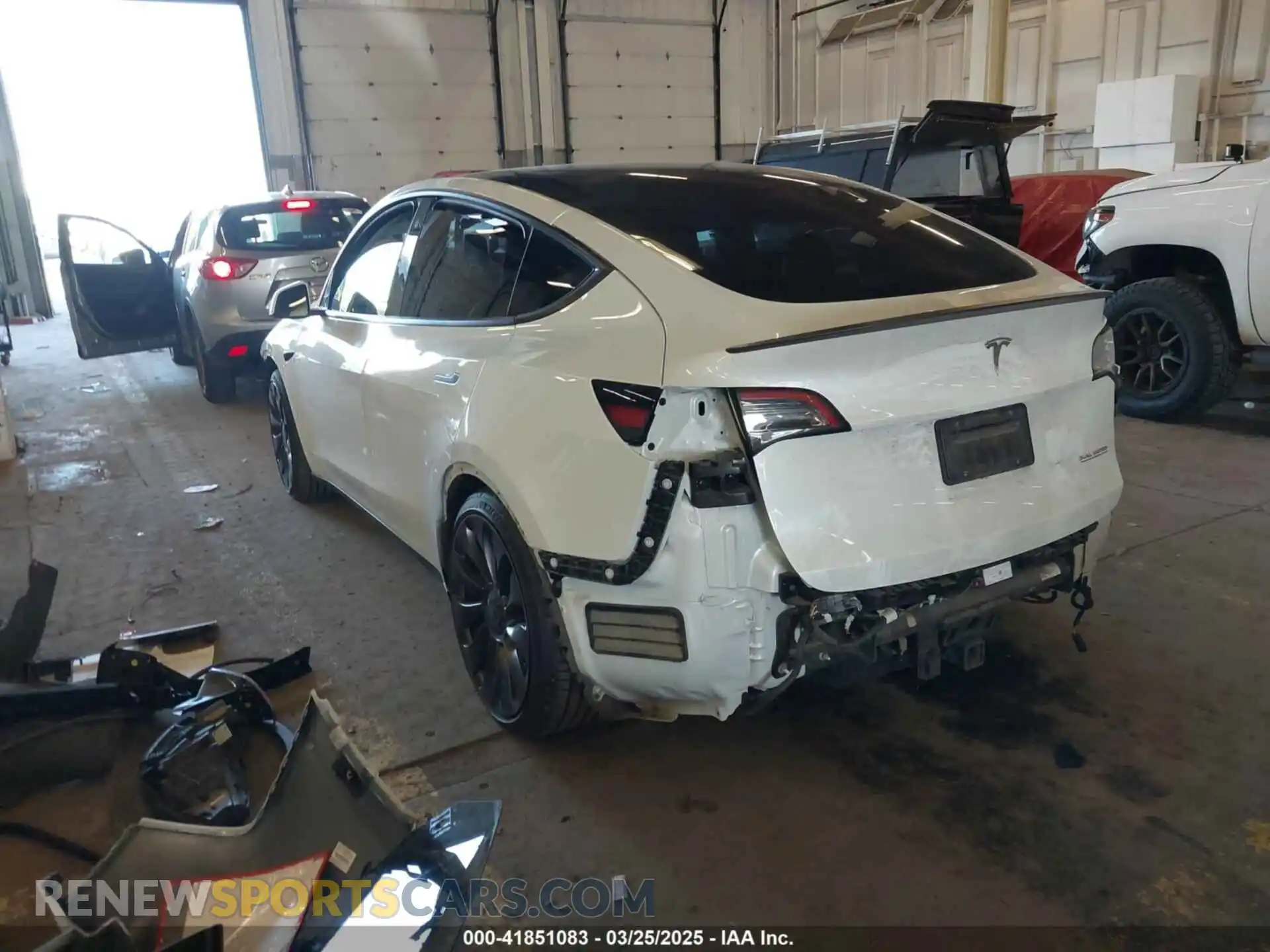 3 Photograph of a damaged car 5YJYGDEF4MF263473 TESLA MODEL Y 2021