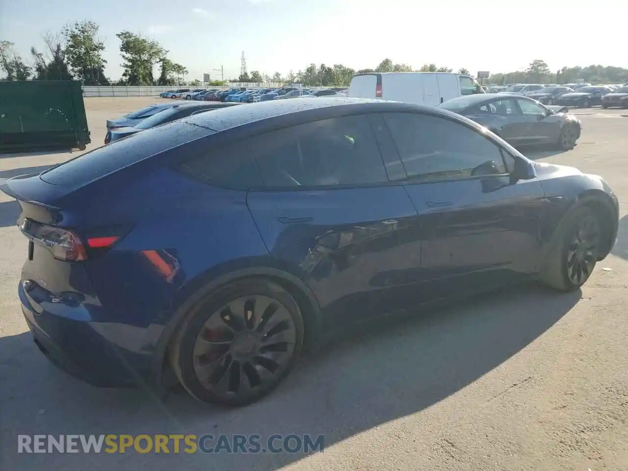 3 Photograph of a damaged car 5YJYGDEF4MF300358 TESLA MODEL Y 2021