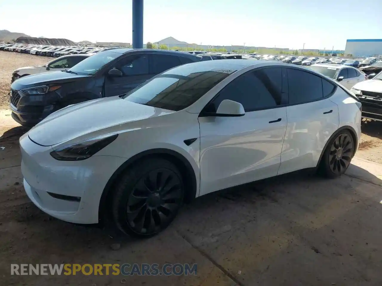 1 Photograph of a damaged car 5YJYGDEF5MF215870 TESLA MODEL Y 2021