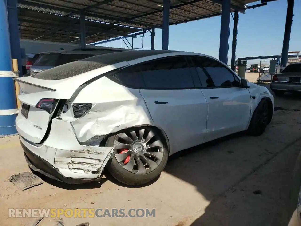 3 Photograph of a damaged car 5YJYGDEF5MF215870 TESLA MODEL Y 2021