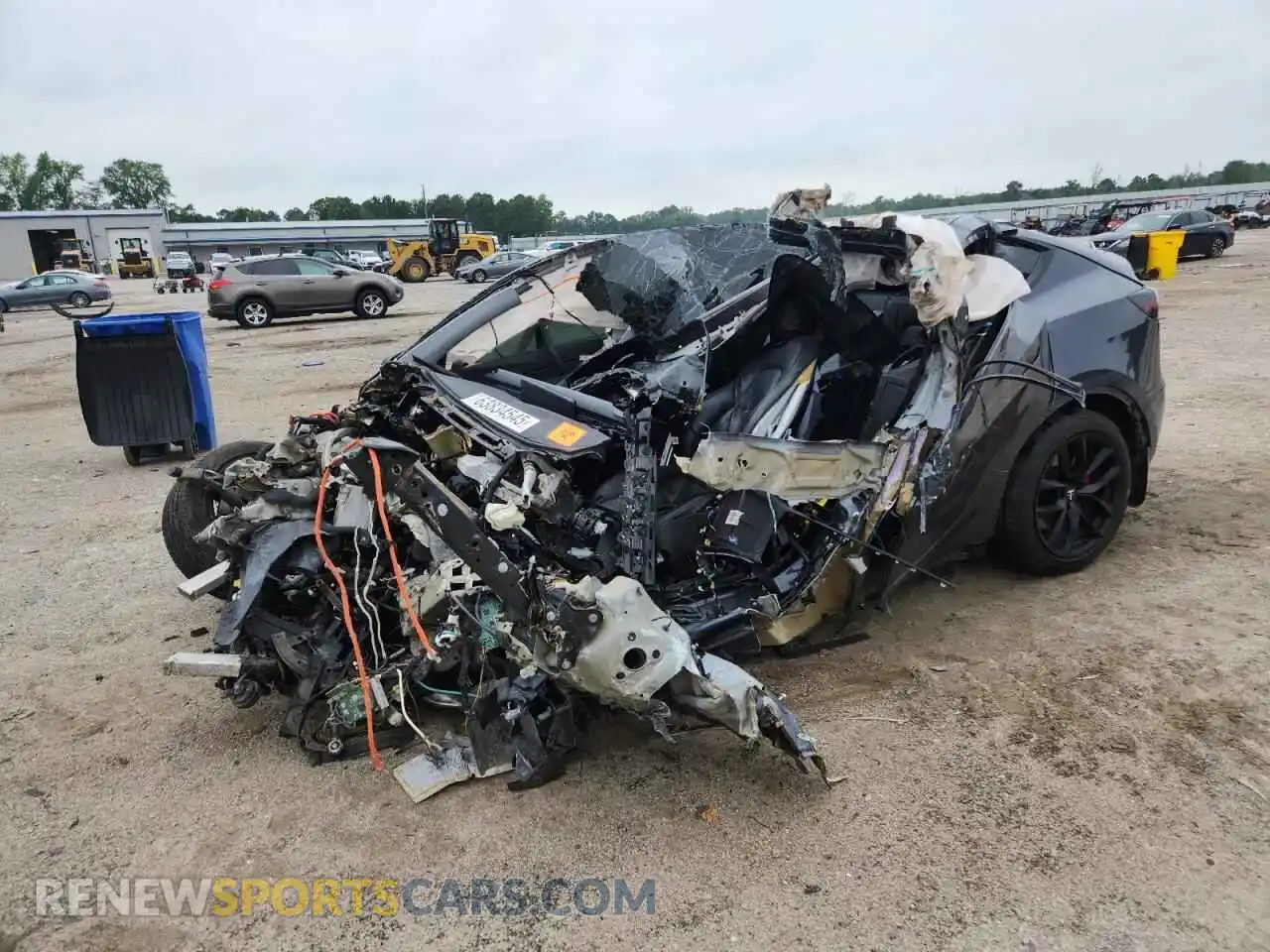 1 Фотография поврежденного автомобиля 5YJYGDEF5MF240249 TESLA MODEL Y 2021