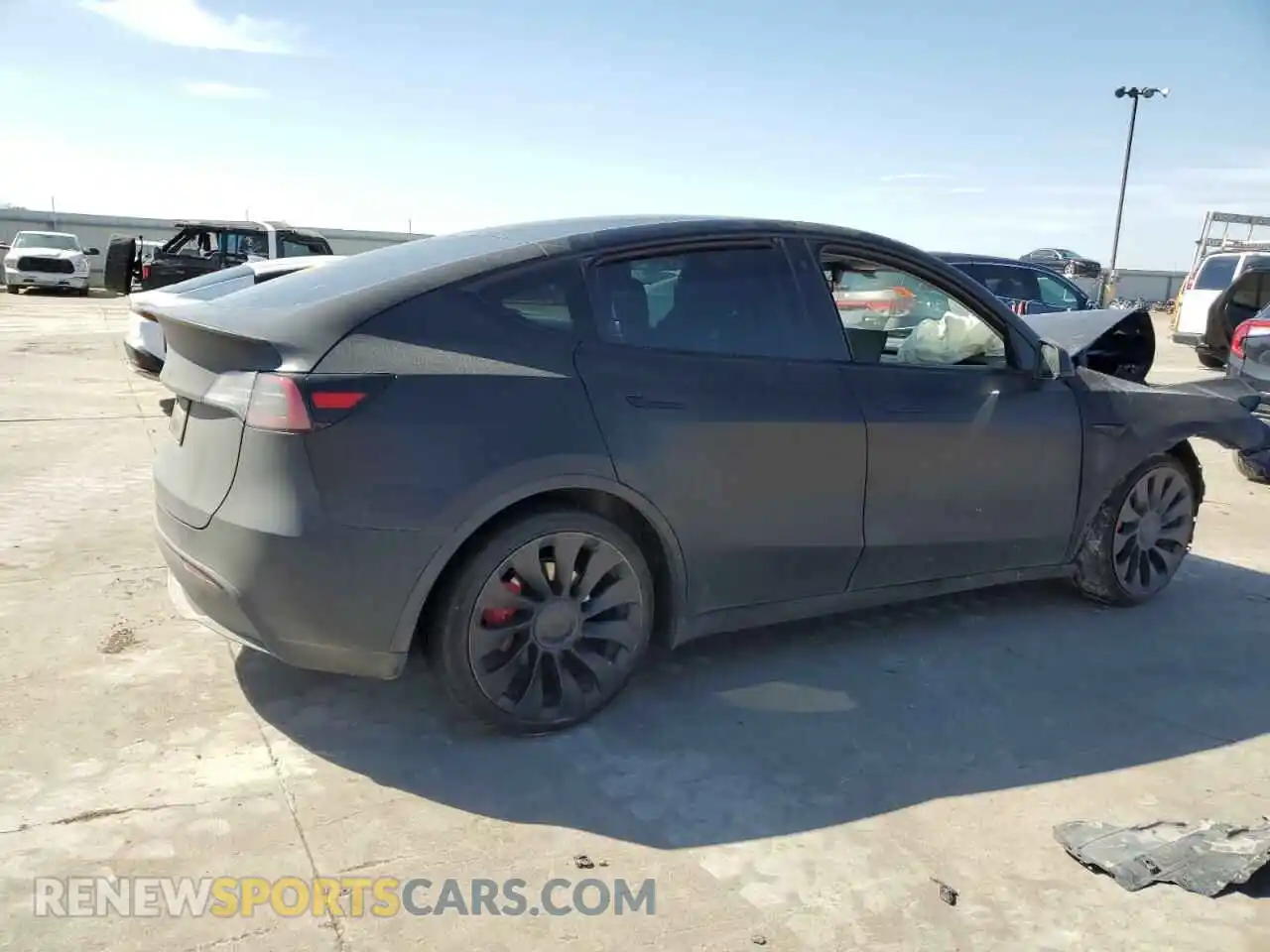 3 Photograph of a damaged car 5YJYGDEF5MF256225 TESLA MODEL Y 2021