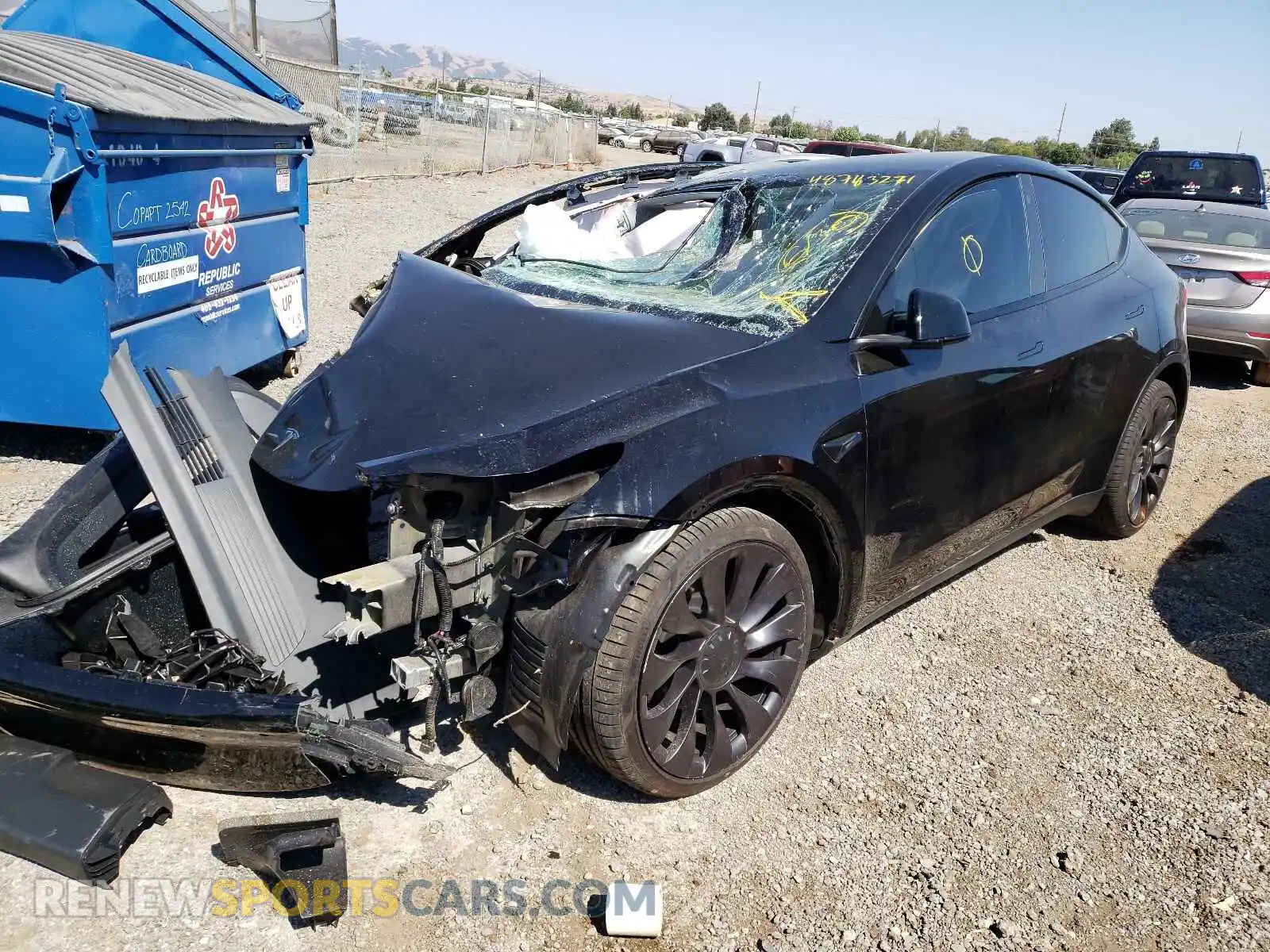 2 Photograph of a damaged car 5YJYGDEF6MF157767 TESLA MODEL Y 2021