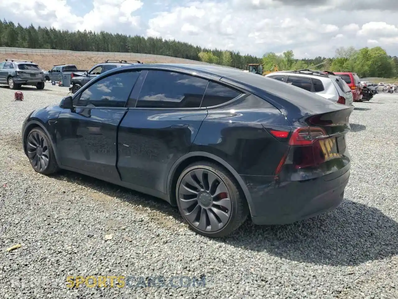 2 Photograph of a damaged car 5YJYGDEF6MF197539 TESLA MODEL Y 2021