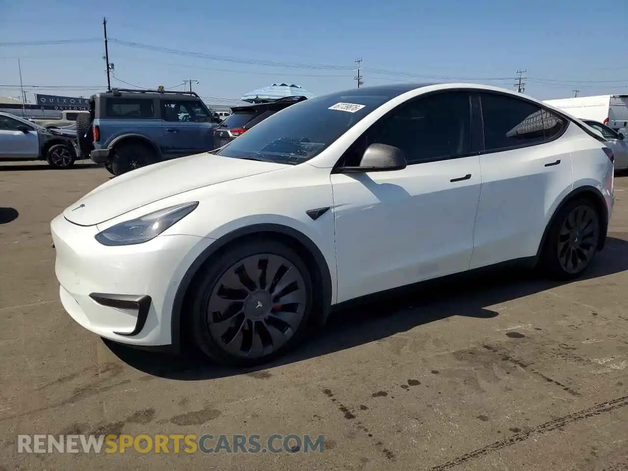 1 Фотография поврежденного автомобиля 5YJYGDEF6MF215750 TESLA MODEL Y 2021
