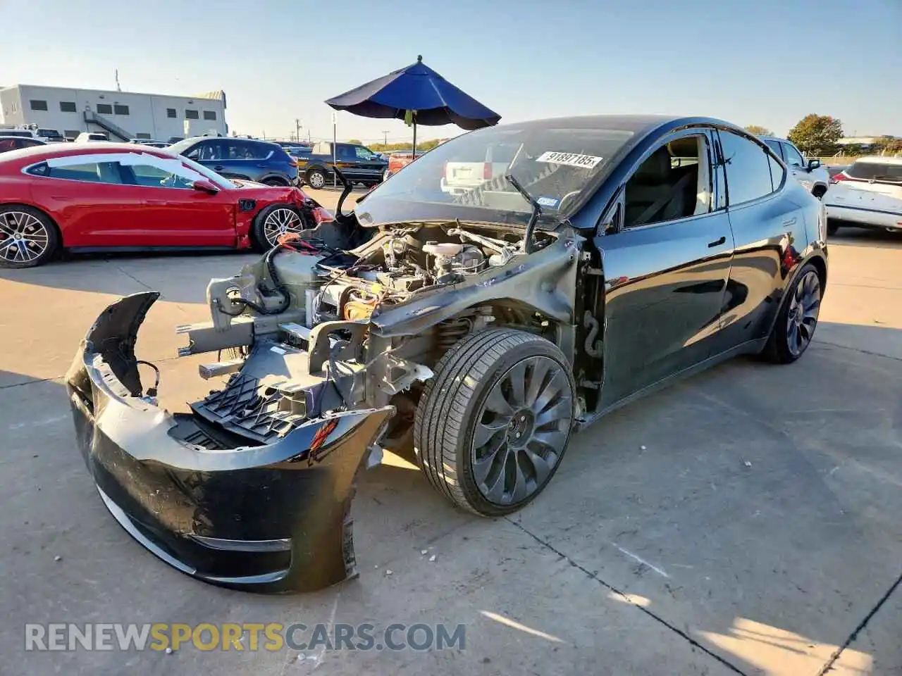 1 Photograph of a damaged car 5YJYGDEF6MF251986 TESLA MODEL Y 2021