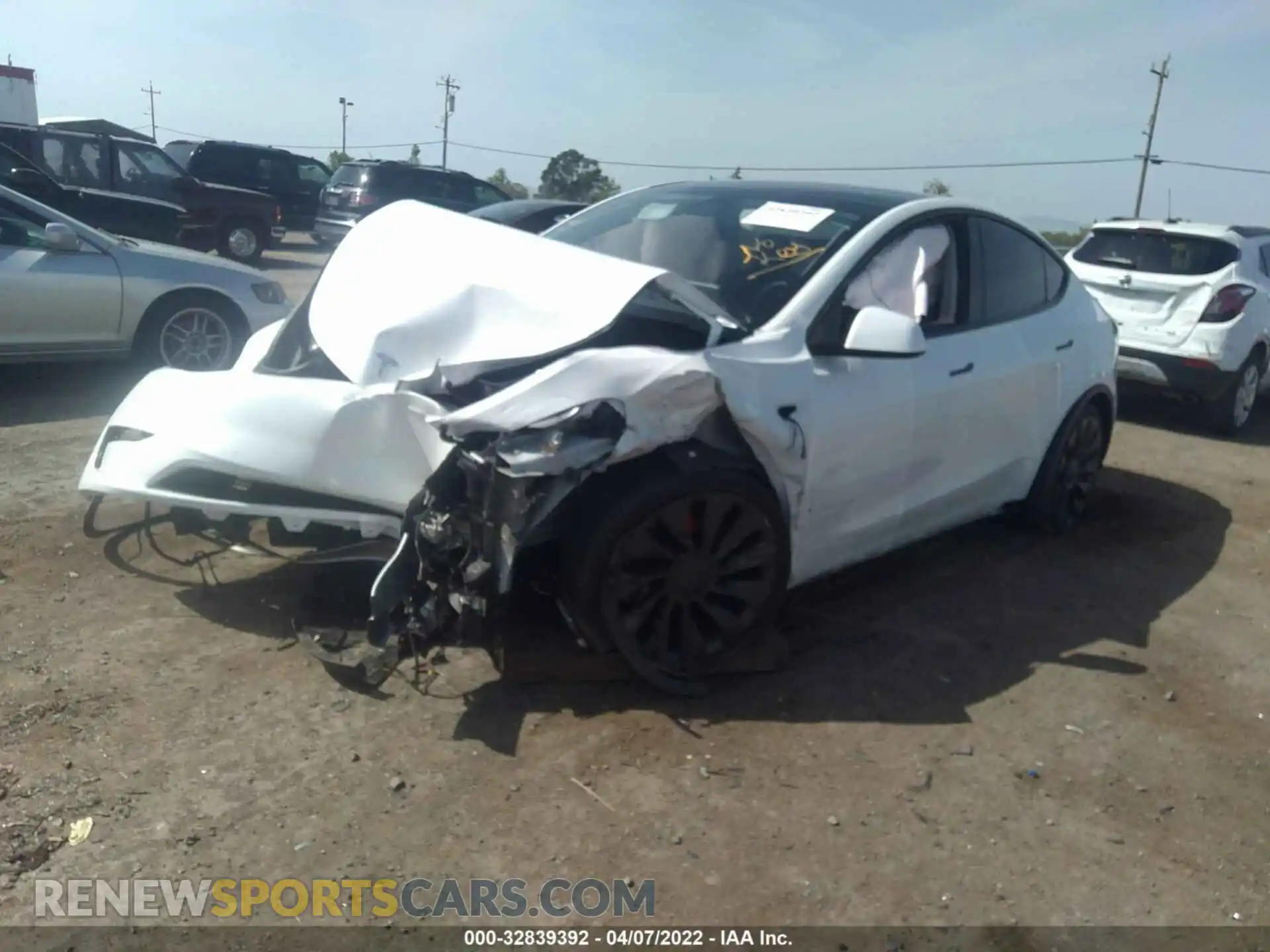 2 Photograph of a damaged car 5YJYGDEF6MF252538 TESLA MODEL Y 2021