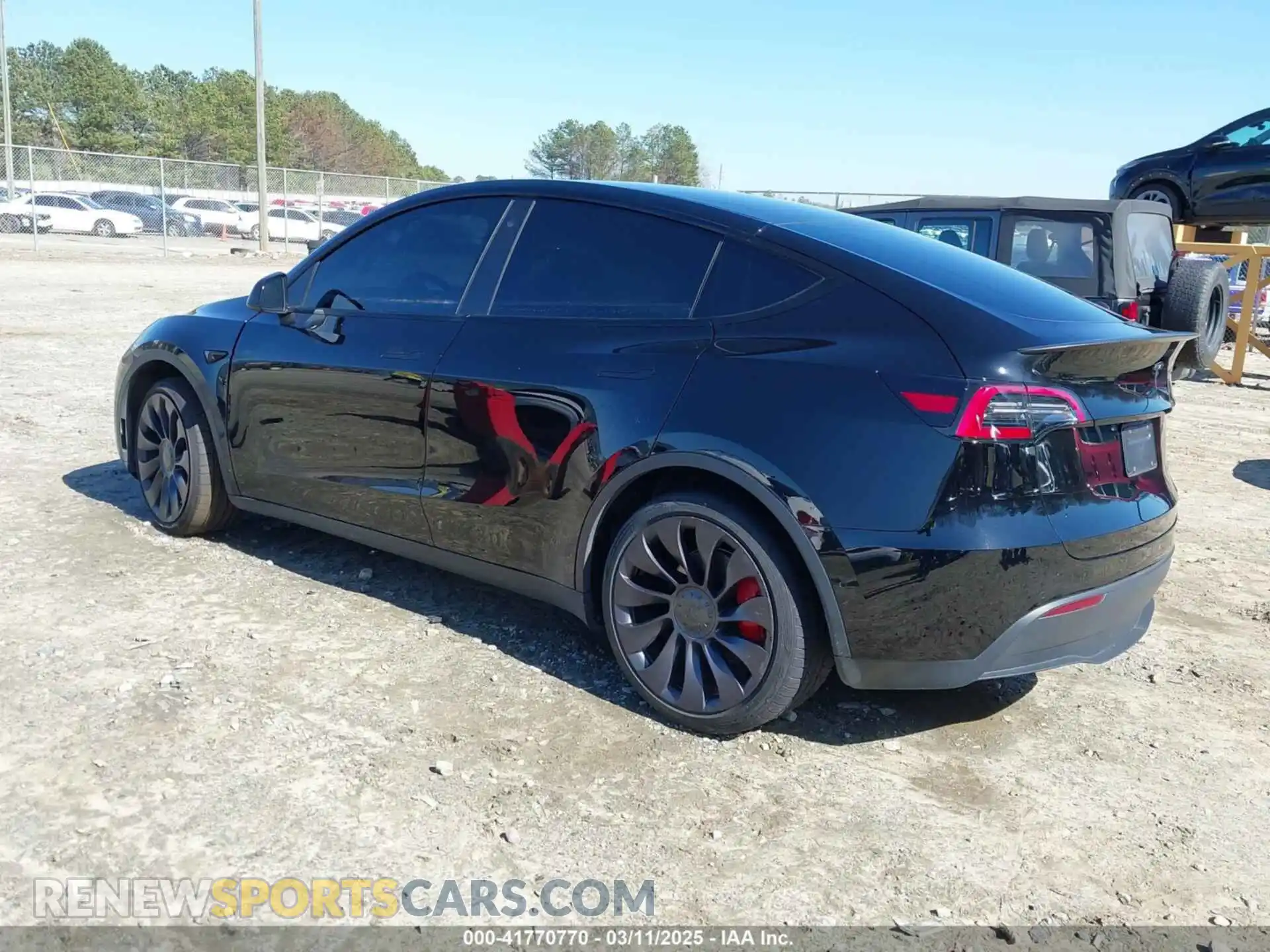 3 Photograph of a damaged car 5YJYGDEF6MF252877 TESLA MODEL Y 2021