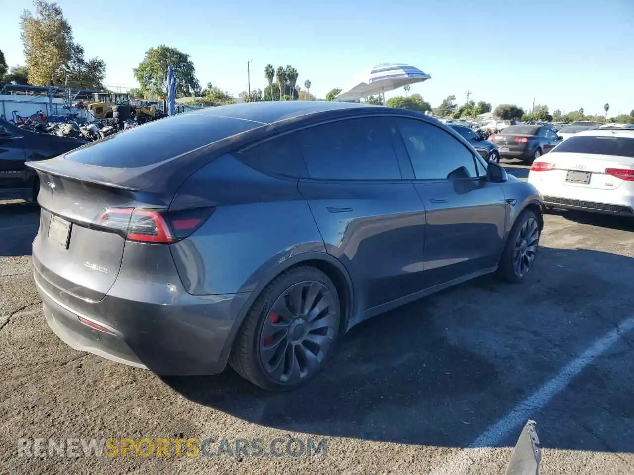 3 Photograph of a damaged car 5YJYGDEF6MF277942 TESLA MODEL Y 2021