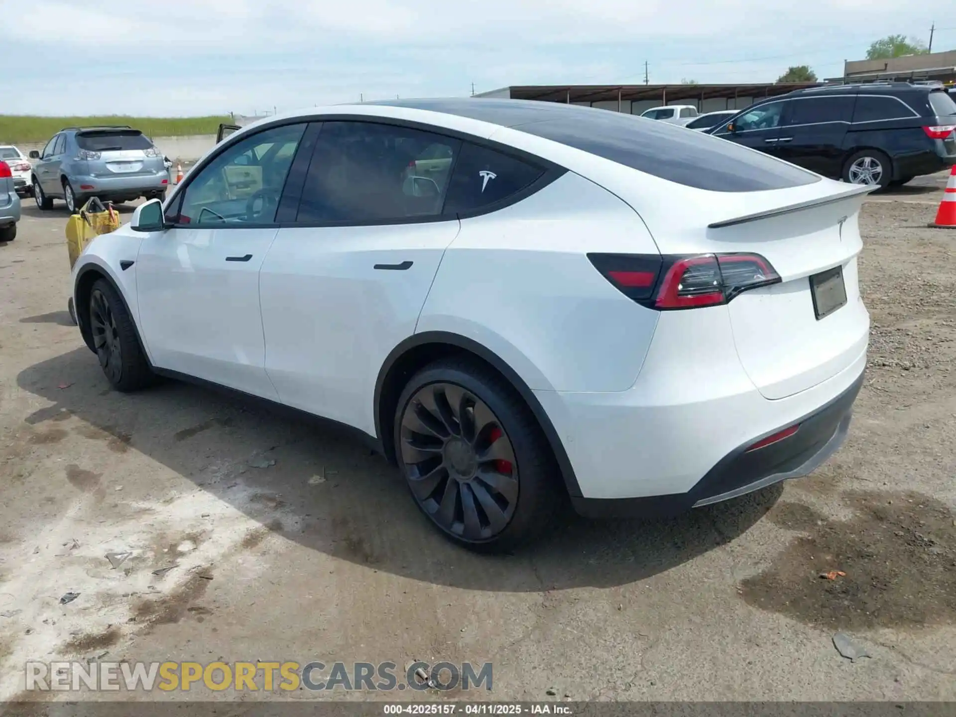 3 Photograph of a damaged car 5YJYGDEF7MF277769 TESLA MODEL Y 2021