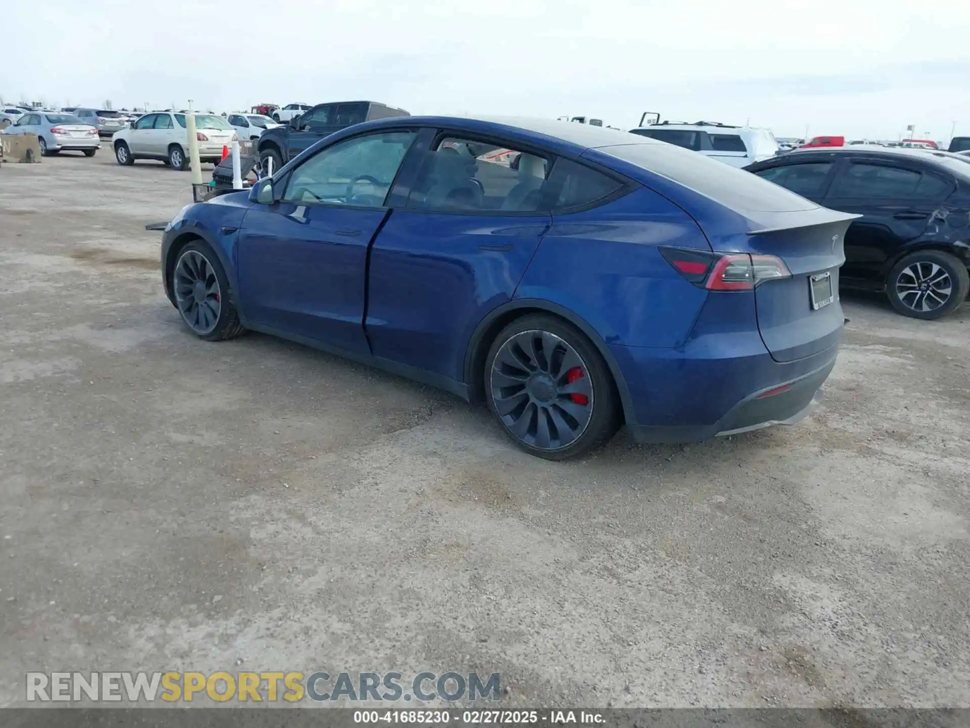 3 Фотография поврежденного автомобиля 5YJYGDEF8MF245641 TESLA MODEL Y 2021