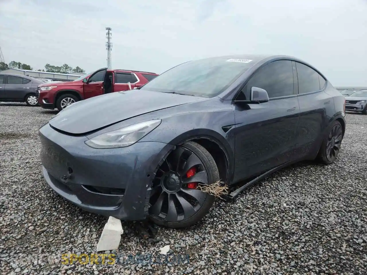 1 Photograph of a damaged car 5YJYGDEF8MF252329 TESLA MODEL Y 2021