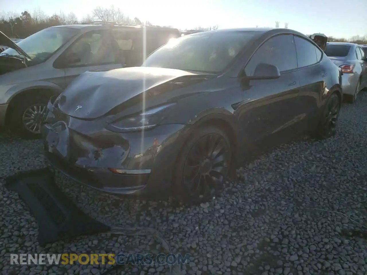 2 Photograph of a damaged car 5YJYGDEF8MF257224 TESLA MODEL Y 2021