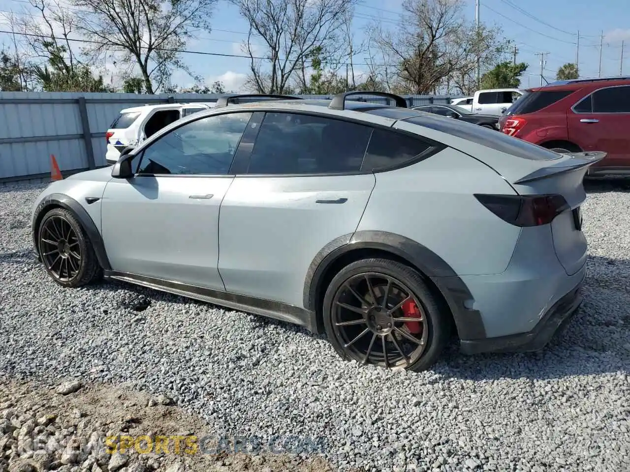 2 Photograph of a damaged car 5YJYGDEF9MF079016 TESLA MODEL Y 2021