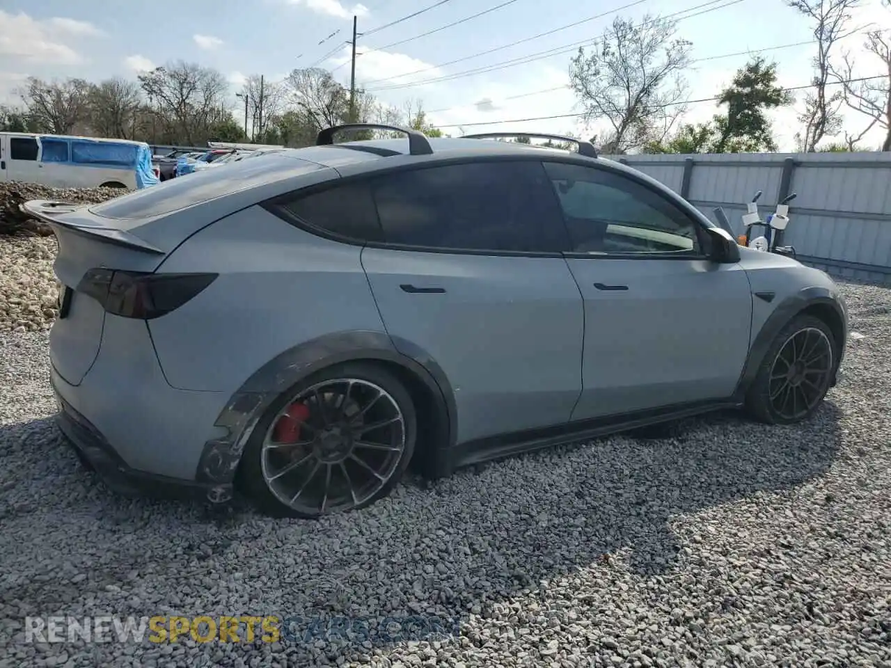 3 Photograph of a damaged car 5YJYGDEF9MF079016 TESLA MODEL Y 2021