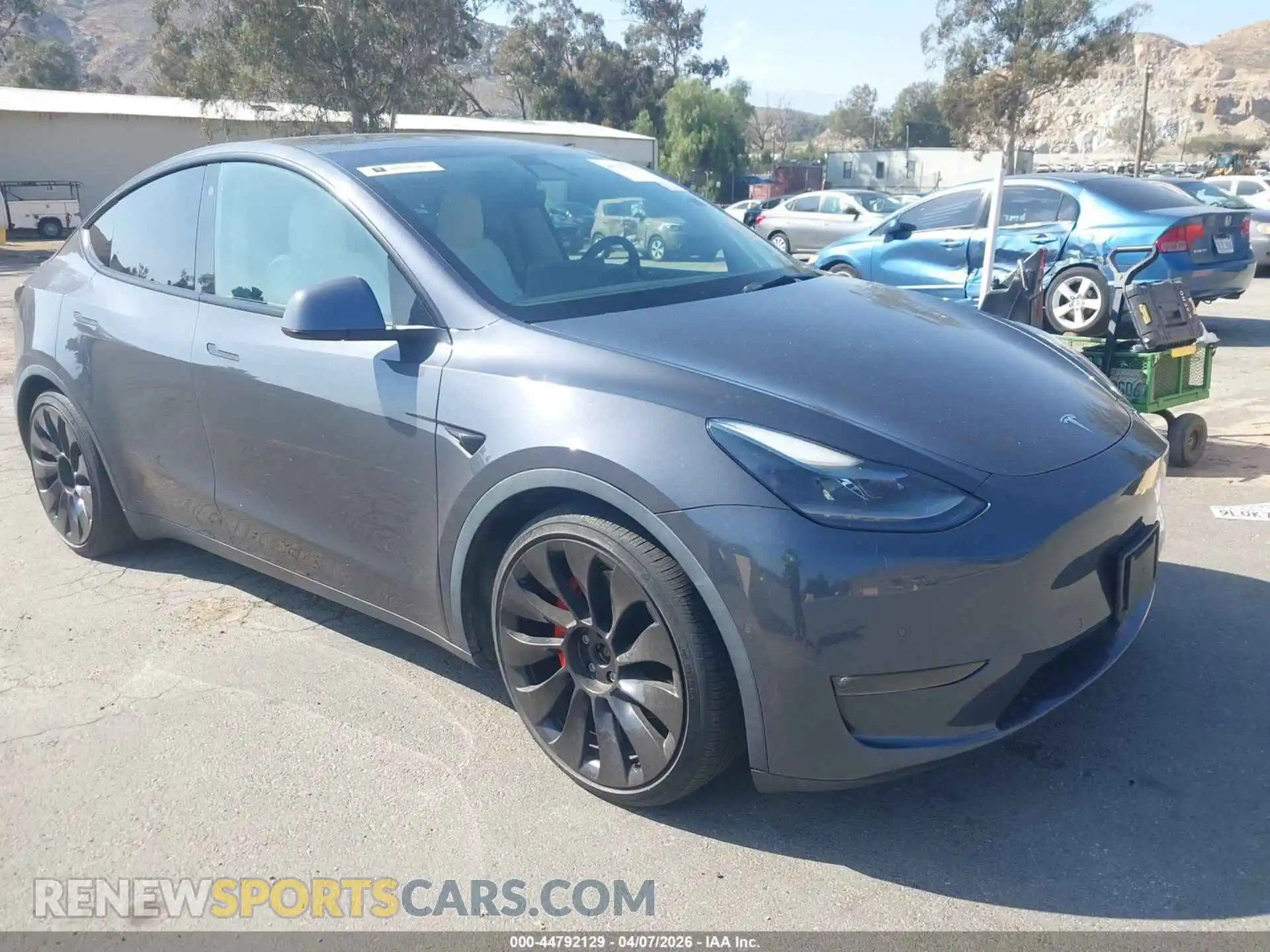 1 Photograph of a damaged car 5YJYGDEF9MF157939 TESLA MODEL Y 2021