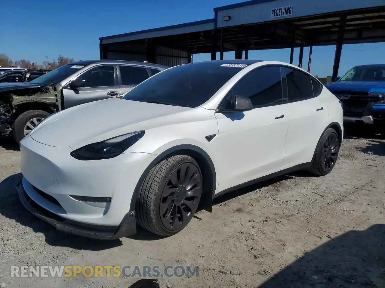 1 Photograph of a damaged car 5YJYGDEF9MF243574 TESLA MODEL Y 2021