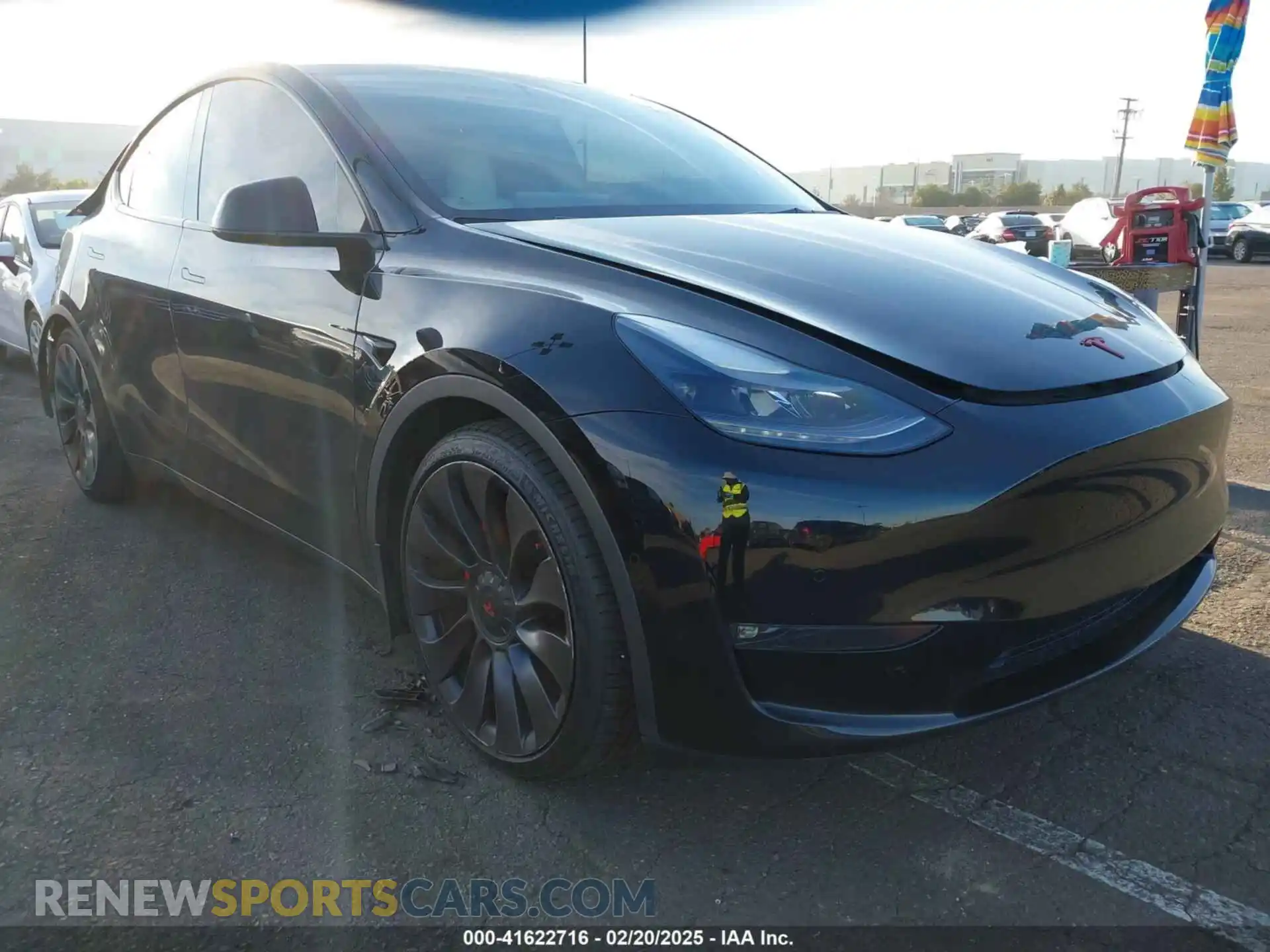 1 Photograph of a damaged car 5YJYGDEFXMF215895 TESLA MODEL Y 2021