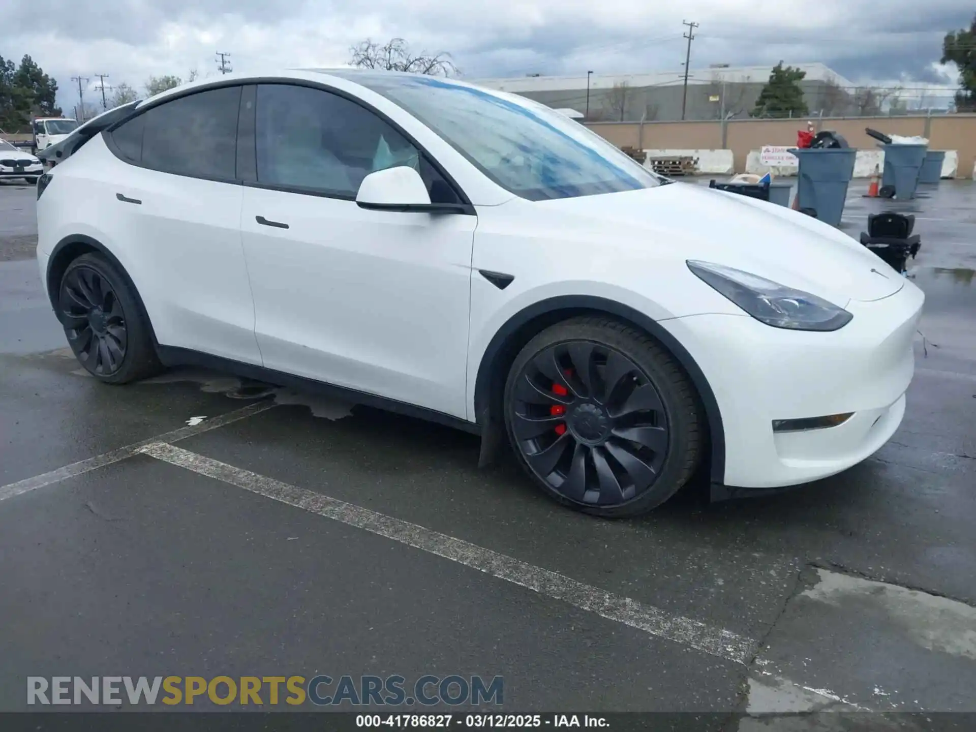 1 Photograph of a damaged car 5YJYGDEFXMF230350 TESLA MODEL Y 2021