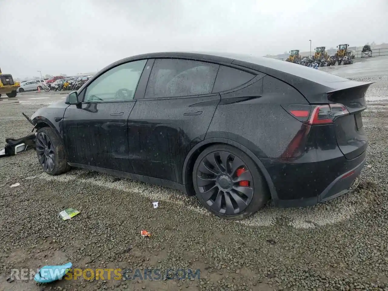 2 Photograph of a damaged car 5YJYGDEFXMF252400 TESLA MODEL Y 2021