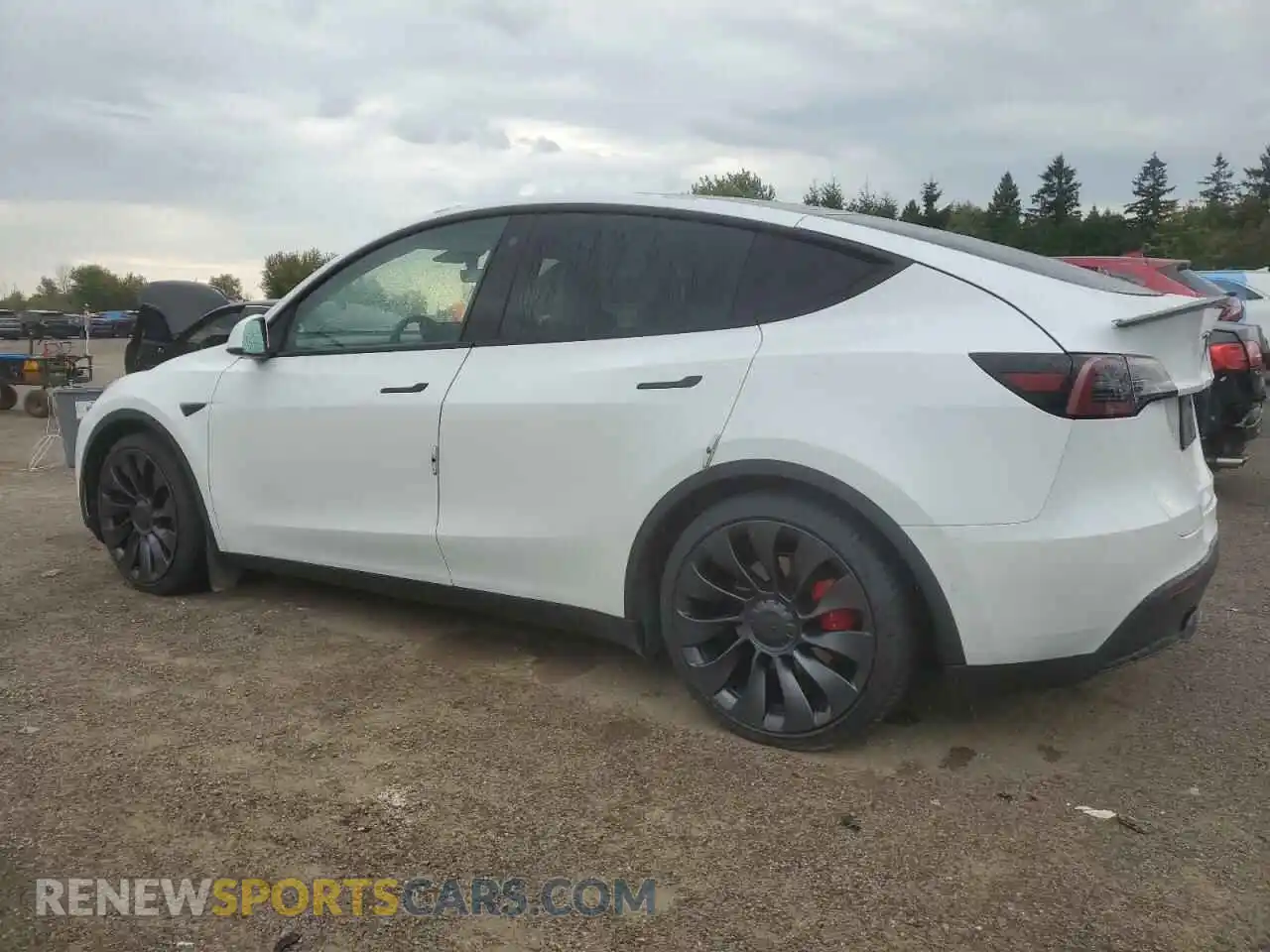2 Photograph of a damaged car 5YJYGDEFXMF304818 TESLA MODEL Y 2021