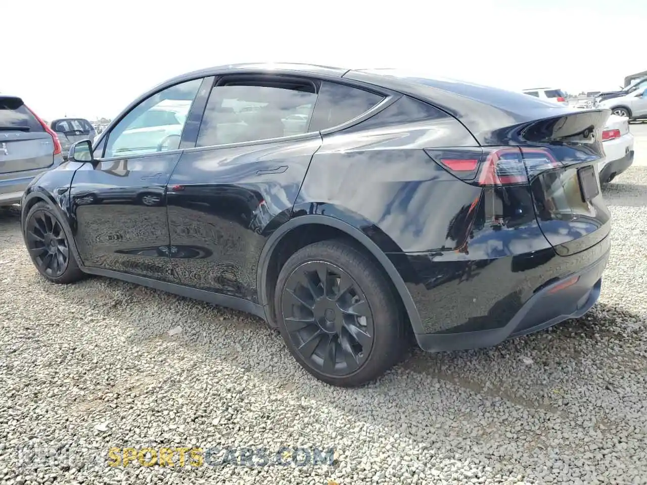 2 Photograph of a damaged car 7SAYGAEE0NF340771 TESLA MODEL Y 2022