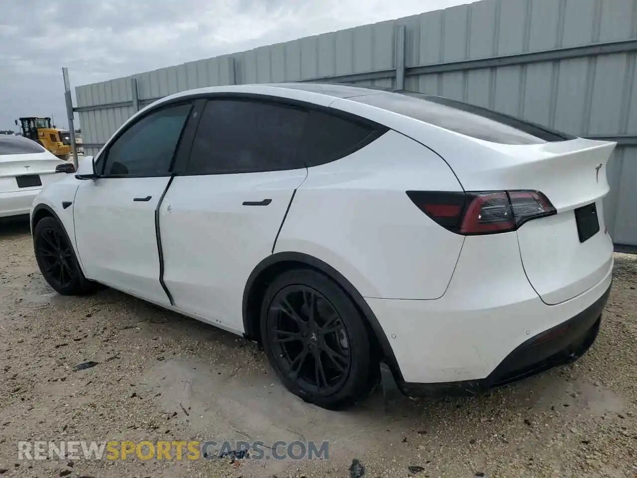 2 Photograph of a damaged car 7SAYGAEE1NF359510 TESLA MODEL Y 2022