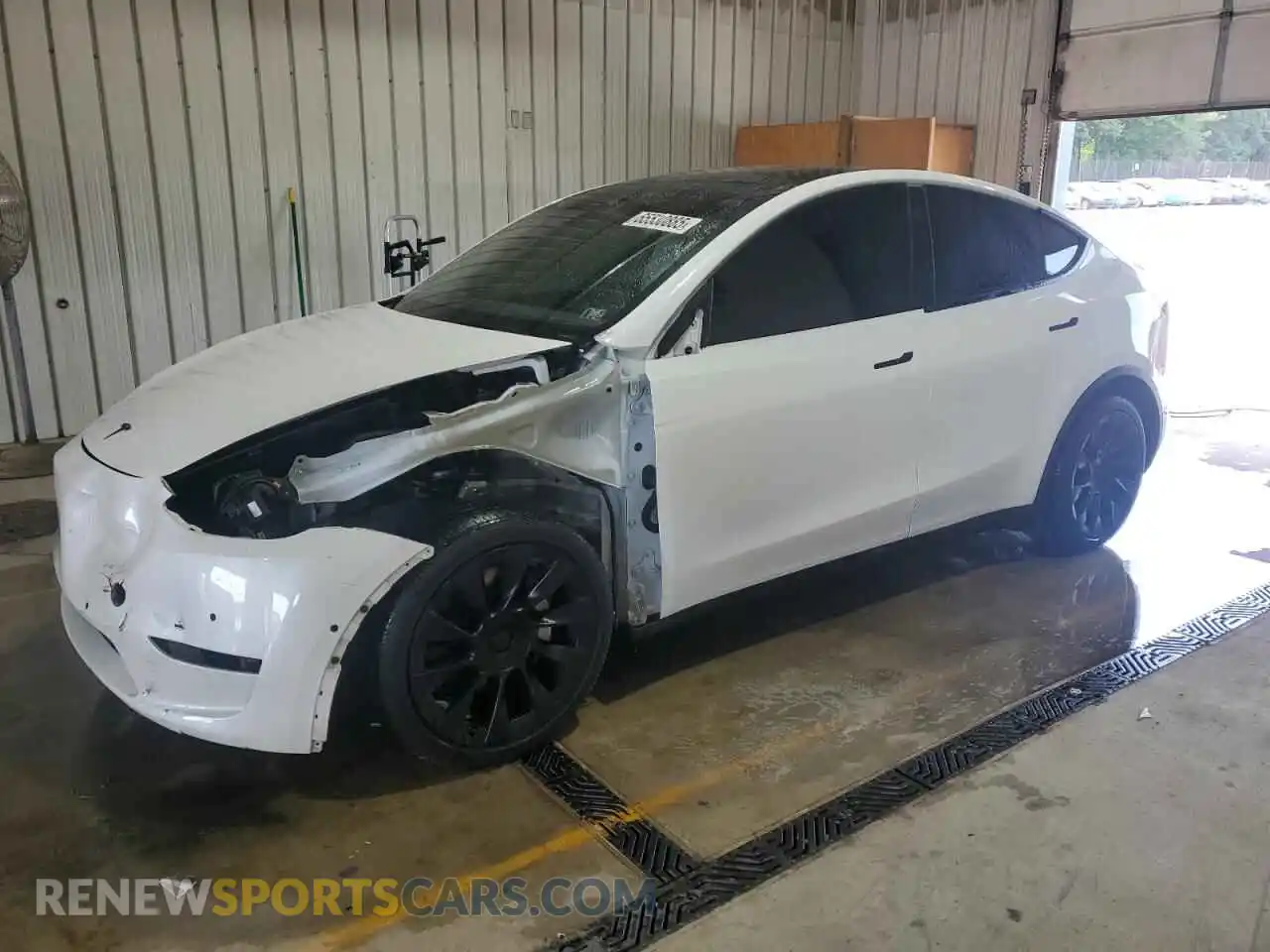 1 Photograph of a damaged car 7SAYGAEE2NF338455 TESLA MODEL Y 2022