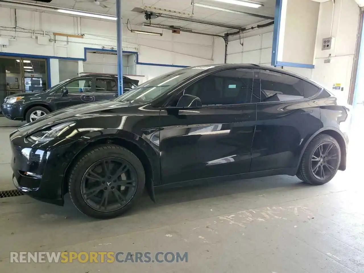 1 Photograph of a damaged car 7SAYGAEE2NF508782 TESLA MODEL Y 2022