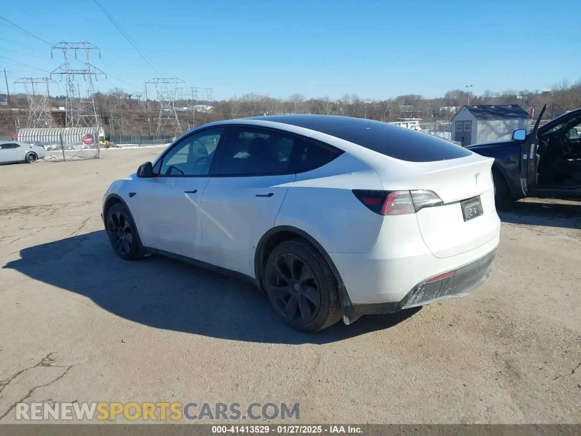 3 fotografías del automóvil dañado 7SAYGAEE2NF550692 TESLA MODEL Y 2022
