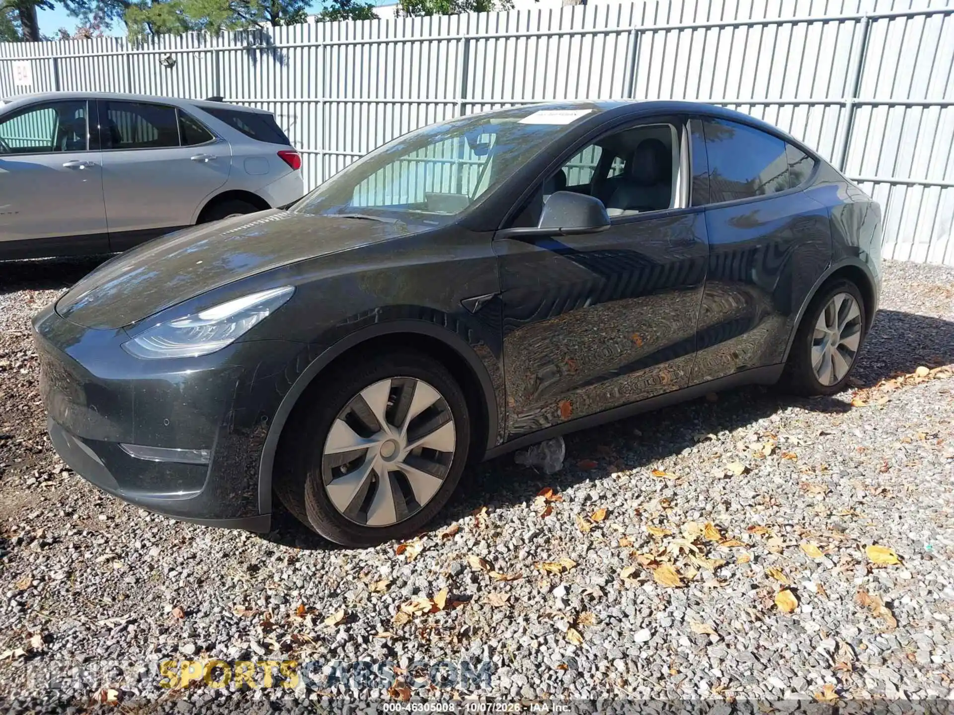 2 Photograph of a damaged car 7SAYGAEE3NF365647 TESLA MODEL Y 2022