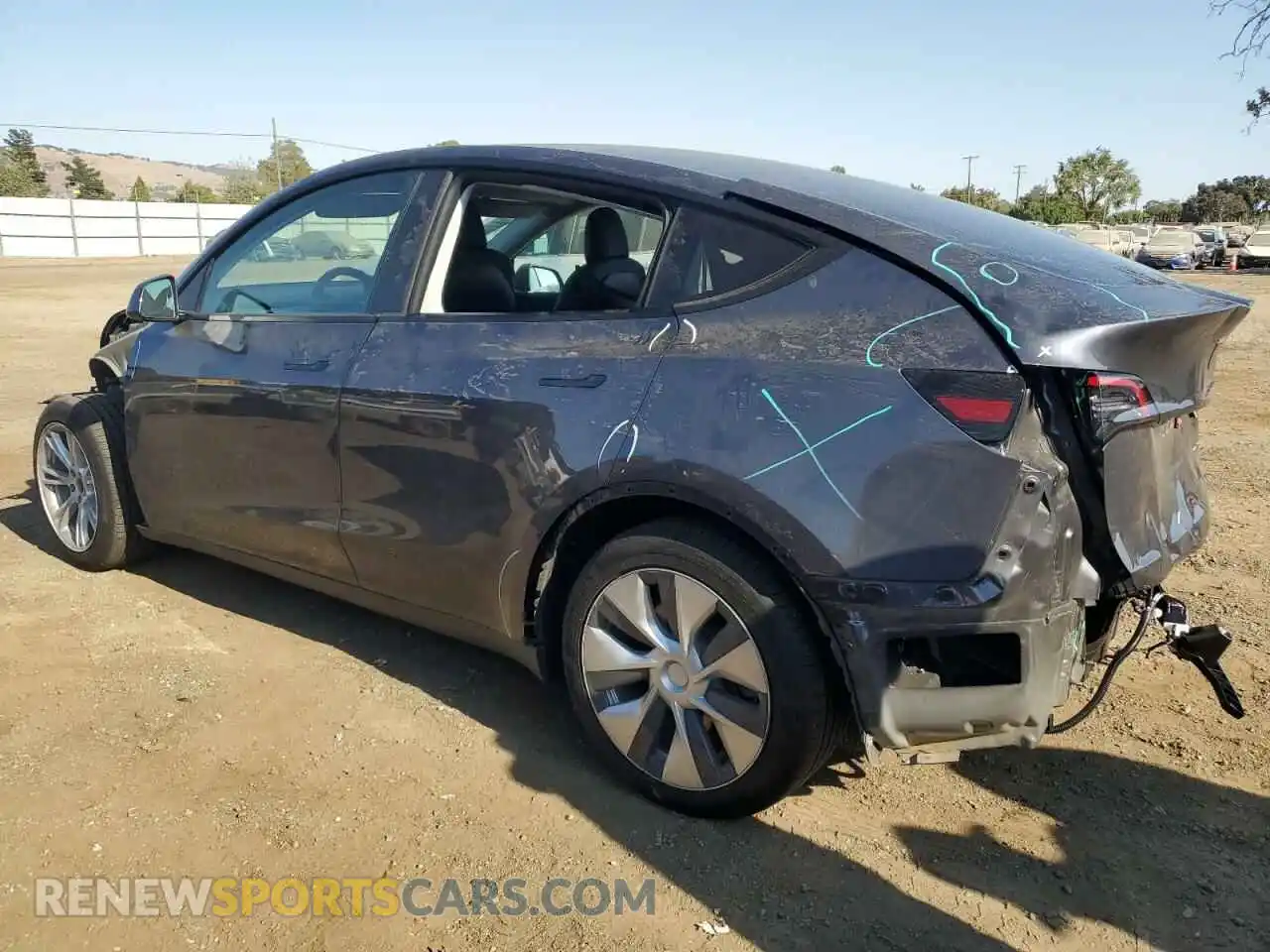 2 Photograph of a damaged car 7SAYGAEE3NF393657 TESLA MODEL Y 2022