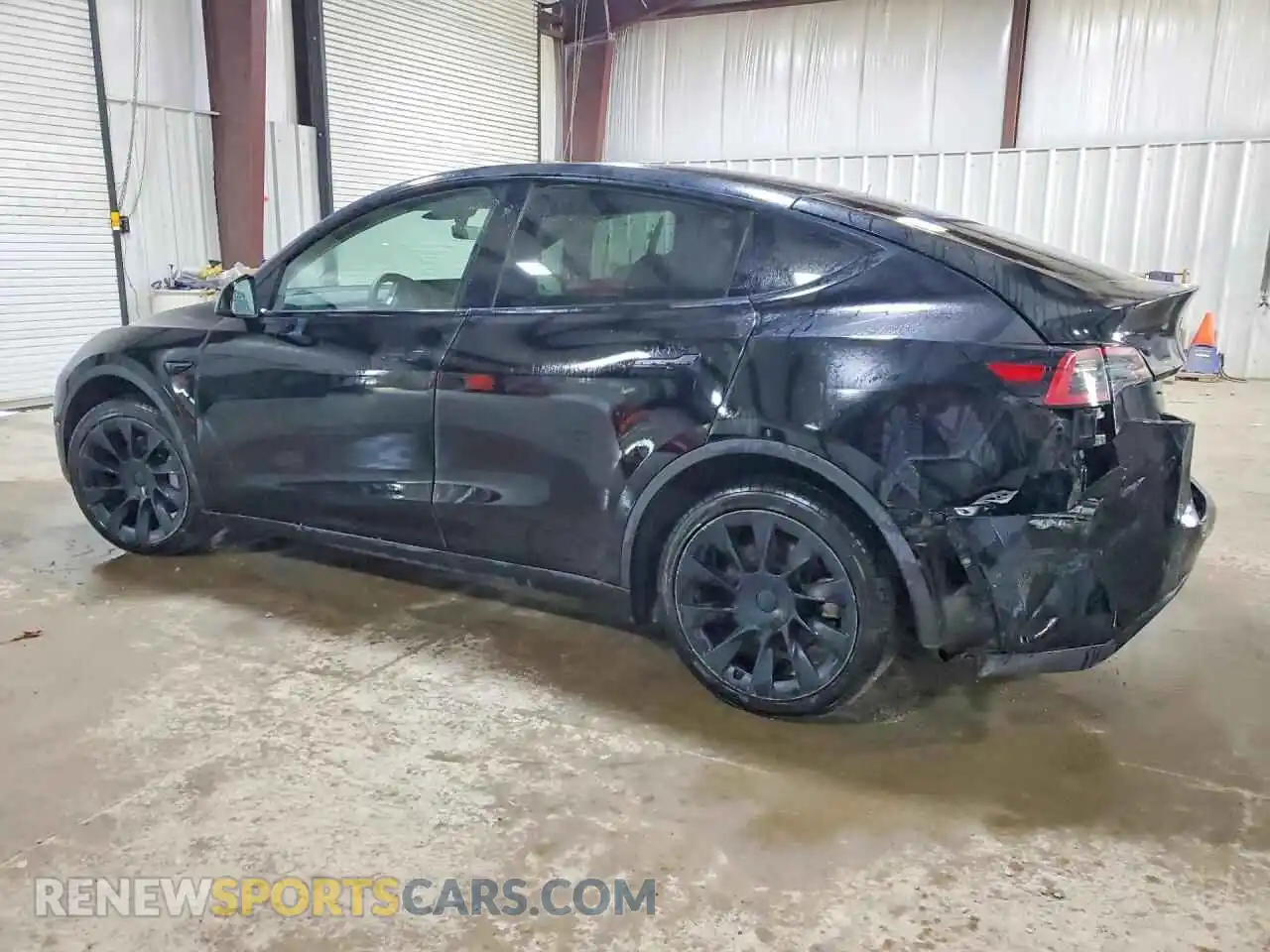 2 Photograph of a damaged car 7SAYGAEE3NF468745 TESLA MODEL Y 2022
