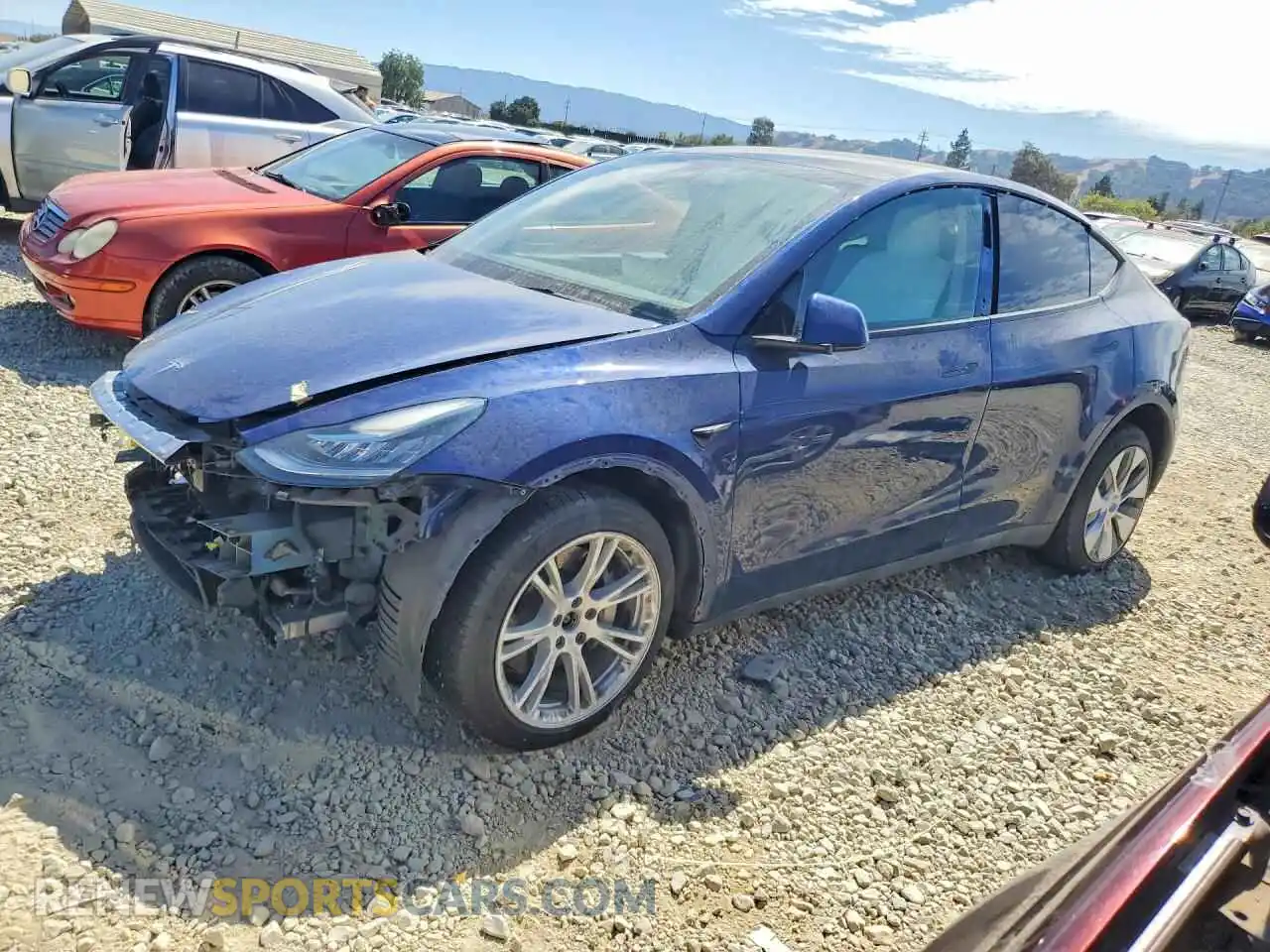 1 Photograph of a damaged car 7SAYGAEE3NF493127 TESLA MODEL Y 2022