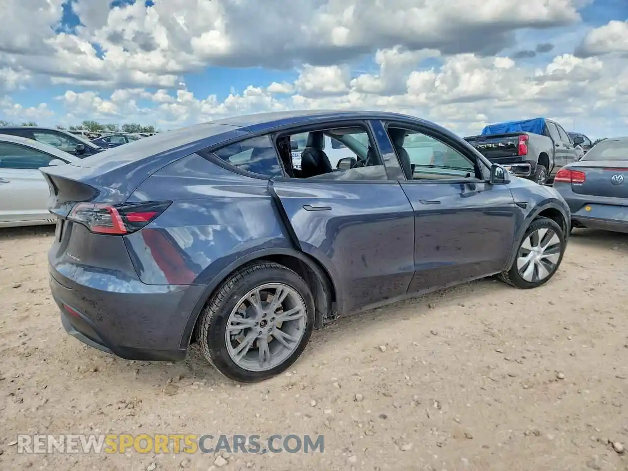 3 Photograph of a damaged car 7SAYGAEE4NF398740 TESLA MODEL Y 2022