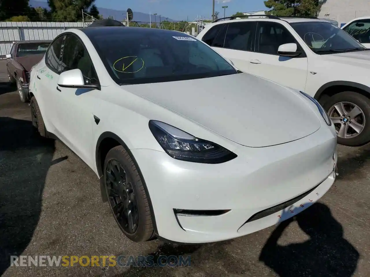 1 Photograph of a damaged car 7SAYGAEE4NF466258 TESLA MODEL Y 2022