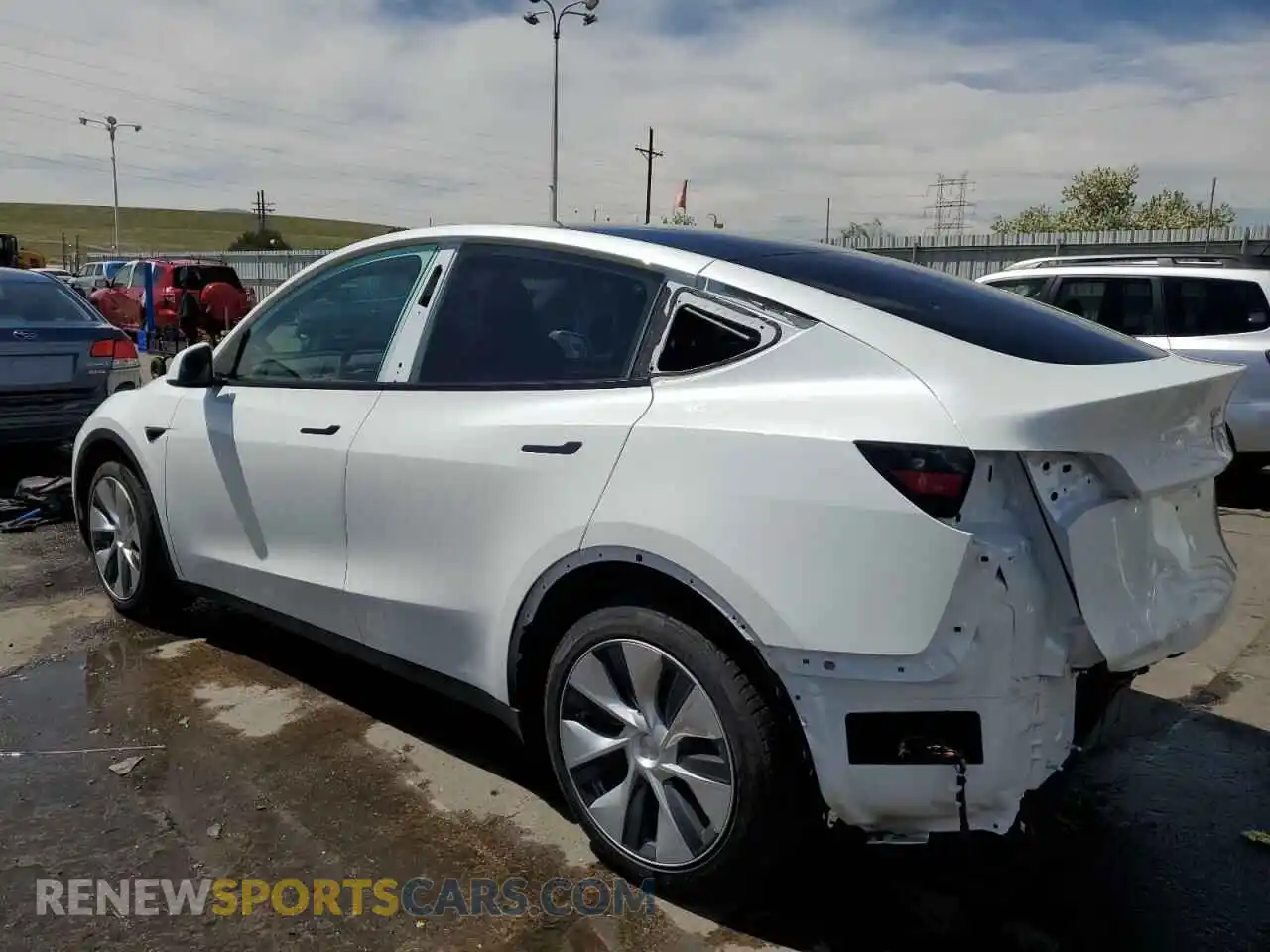 2 Photograph of a damaged car 7SAYGAEE4NF534588 TESLA MODEL Y 2022
