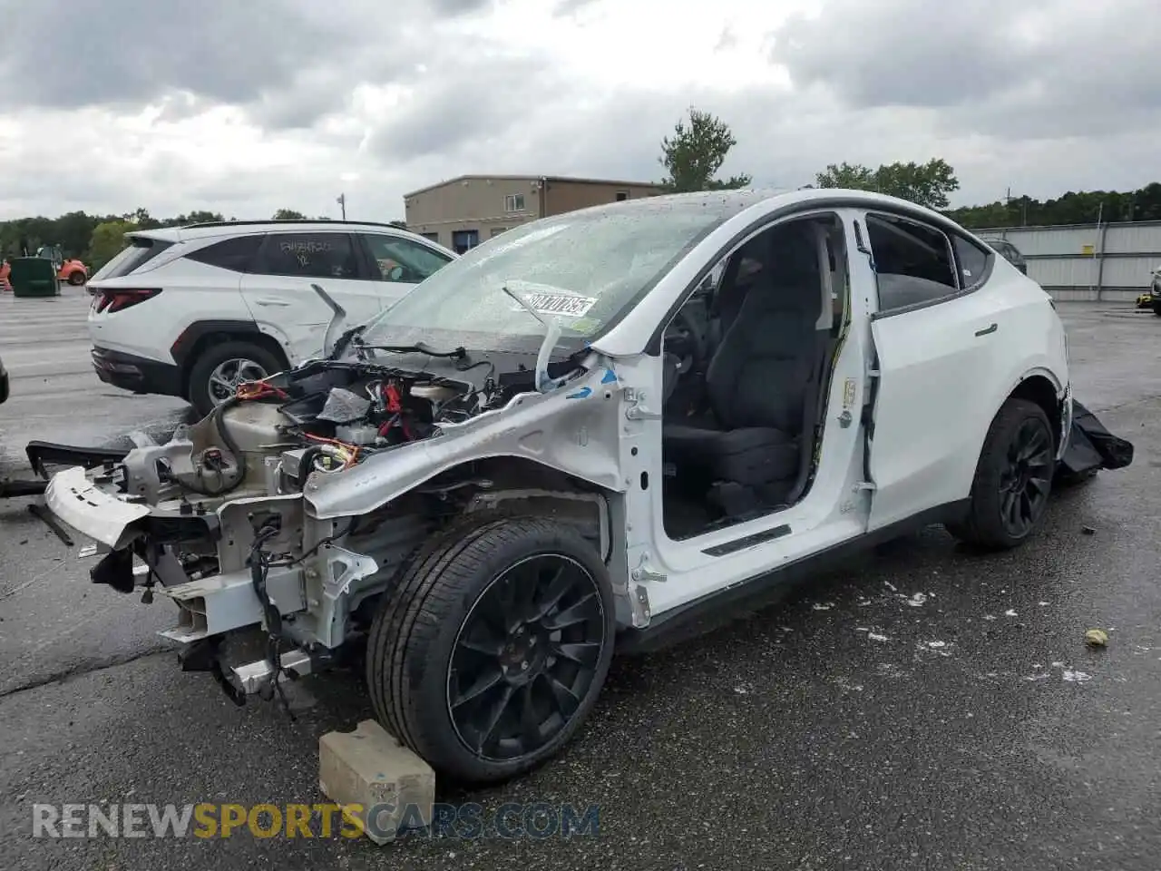 1 Photograph of a damaged car 7SAYGAEE5NF383681 TESLA MODEL Y 2022