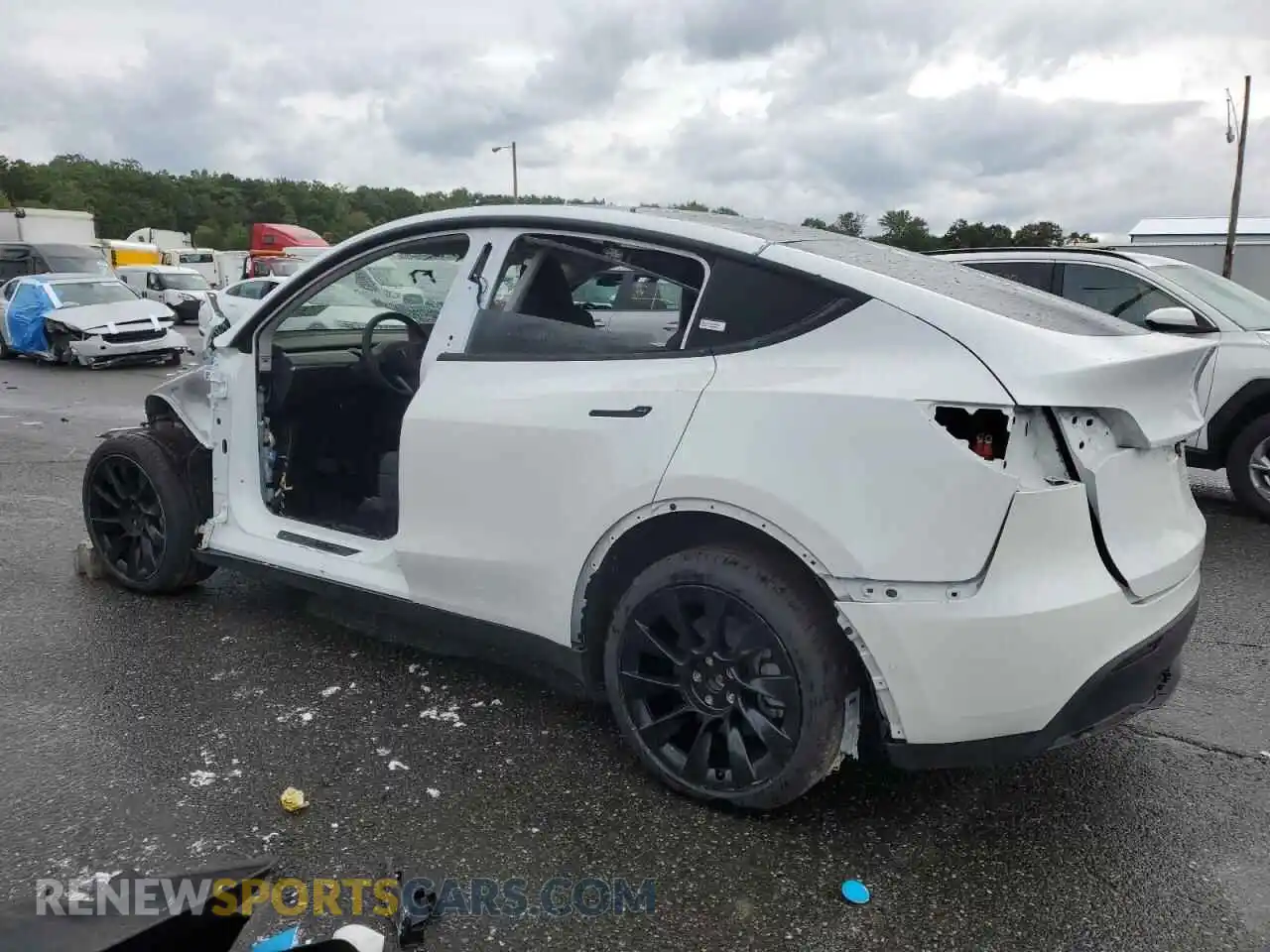 2 Photograph of a damaged car 7SAYGAEE5NF383681 TESLA MODEL Y 2022