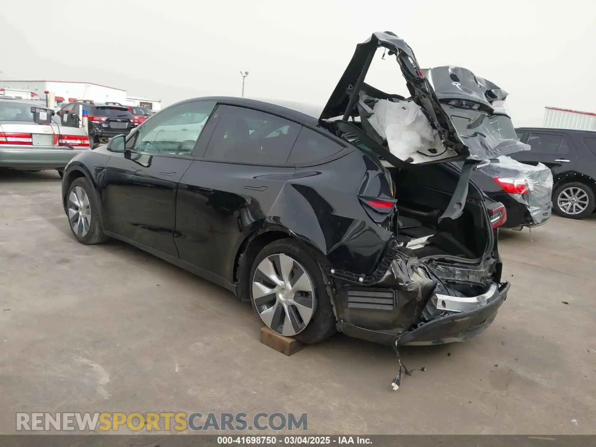 3 Photograph of a damaged car 7SAYGAEE5NF428327 TESLA MODEL Y 2022