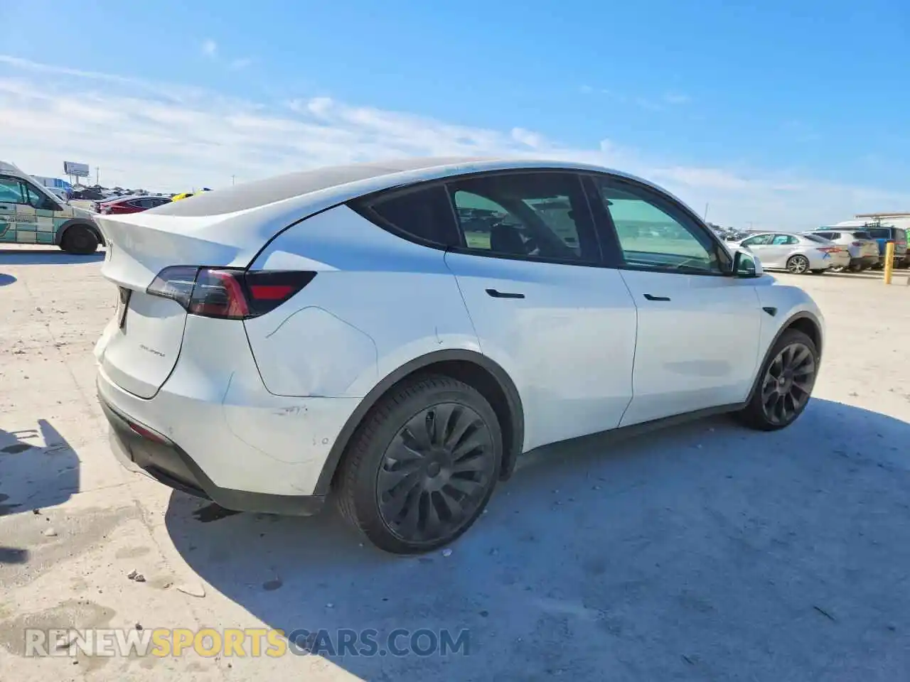 3 Photograph of a damaged car 7SAYGAEE5NF530498 TESLA MODEL Y 2022
