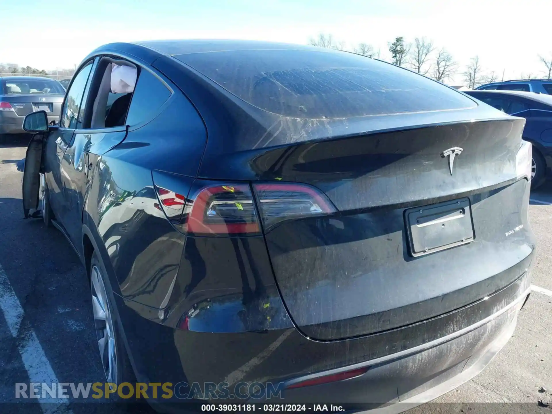 3 Photograph of a damaged car 7SAYGAEE6NF550338 TESLA MODEL Y 2022