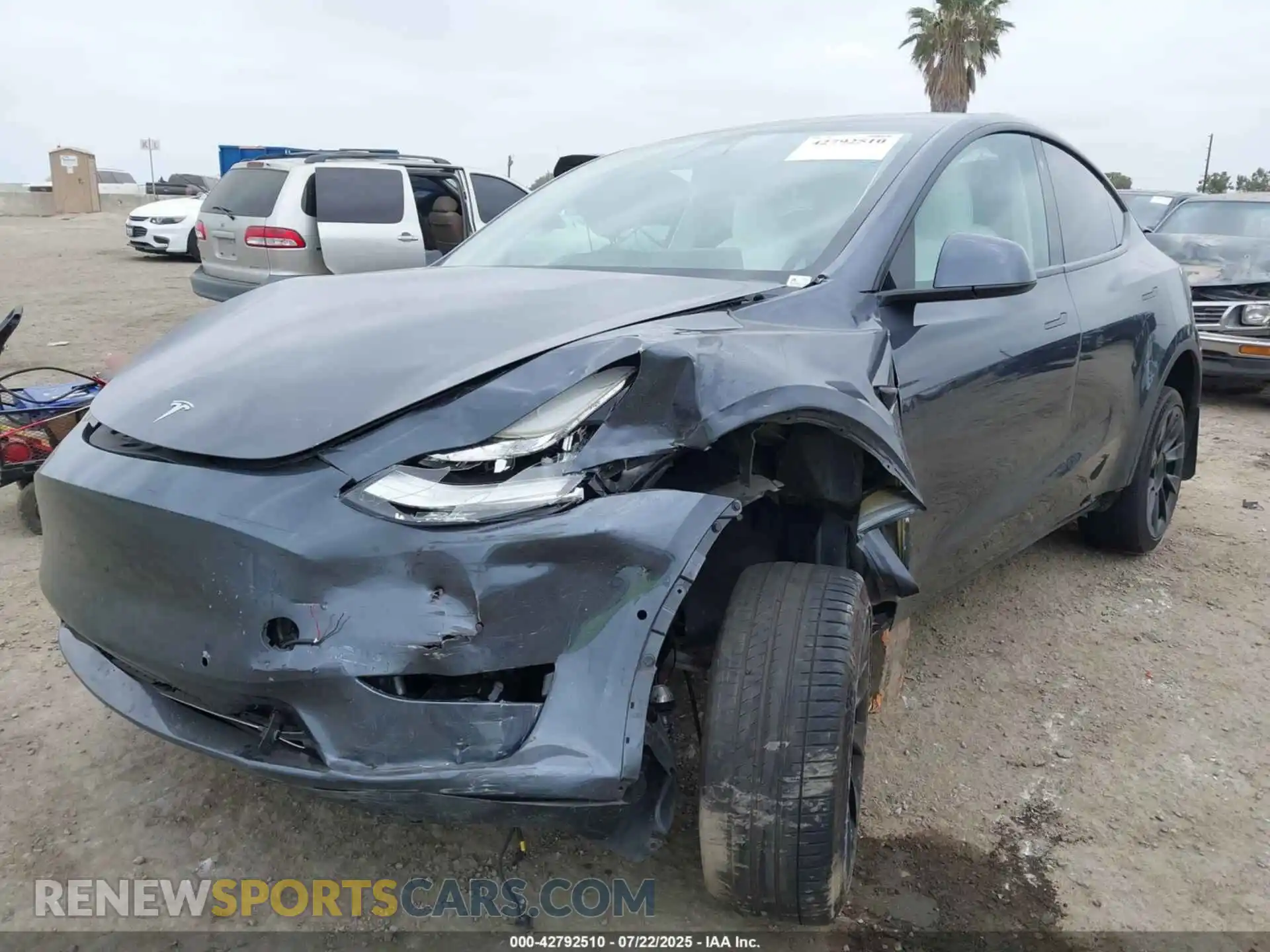 2 Photograph of a damaged car 7SAYGAEE7NF406491 TESLA MODEL Y 2022
