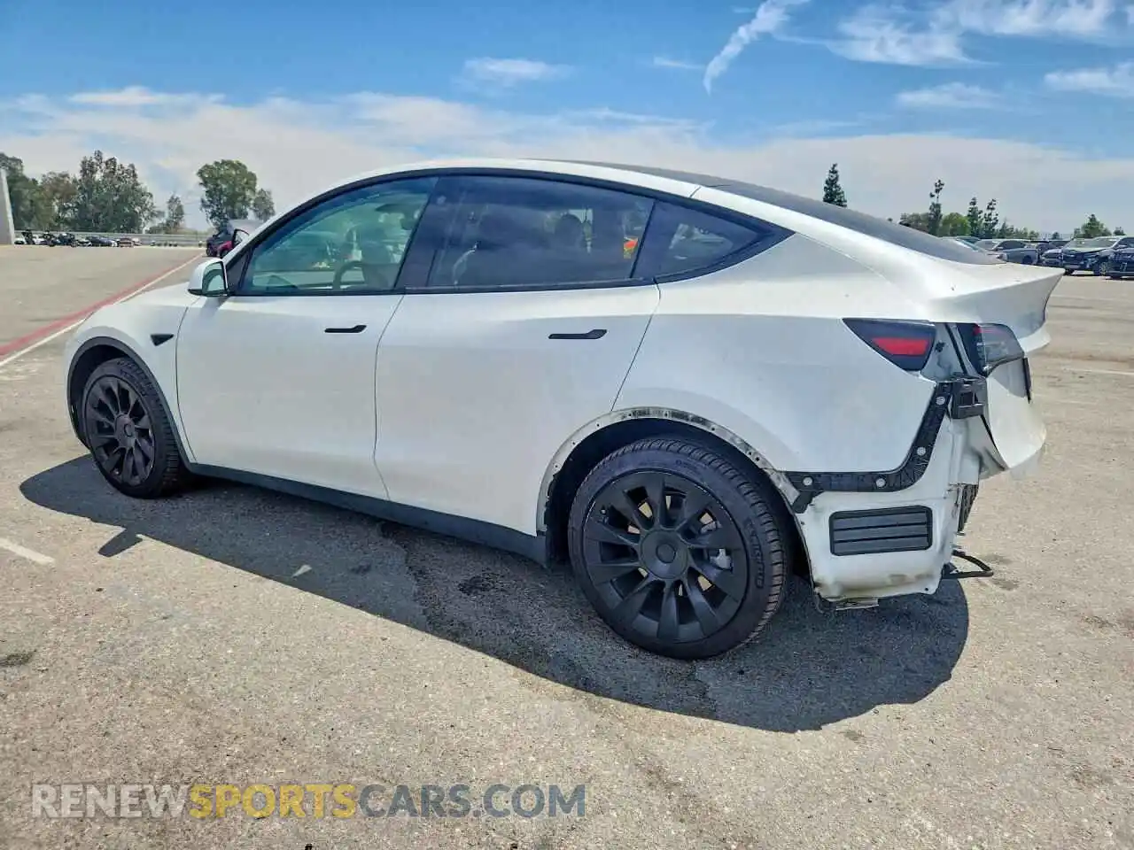 2 Photograph of a damaged car 7SAYGAEE7NF429723 TESLA MODEL Y 2022