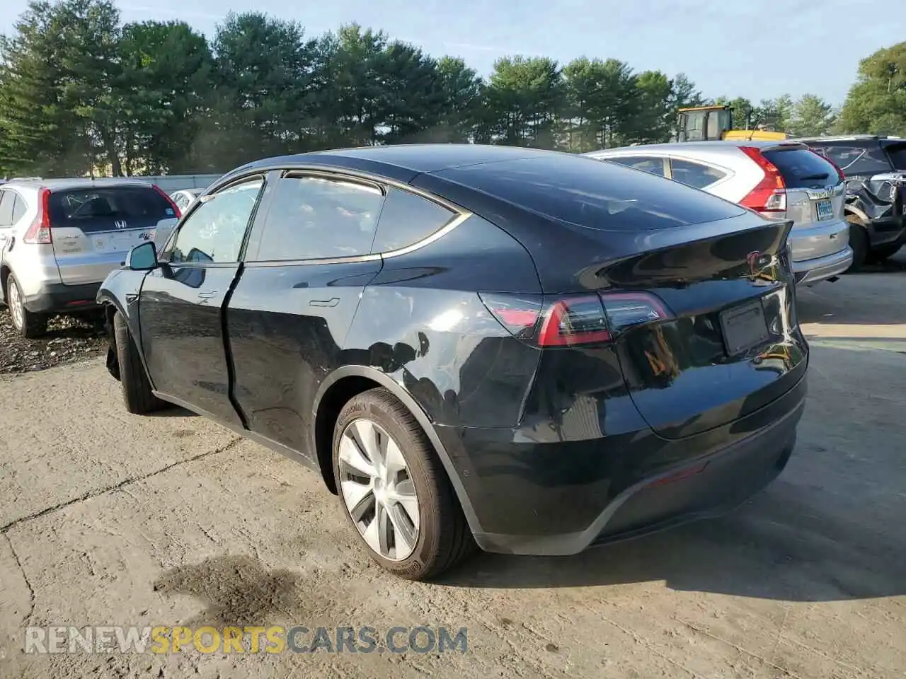 2 Photograph of a damaged car 7SAYGAEE7NF576382 TESLA MODEL Y 2022